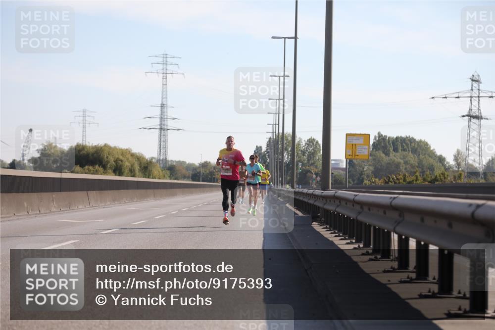 03.10.2025 - Köhlbrandbrückenlauf Yannick Fuchs http://msf.ph/oto/9175393 03.10.2025 11:11:47 Position 3  meine-sportfotos.de
