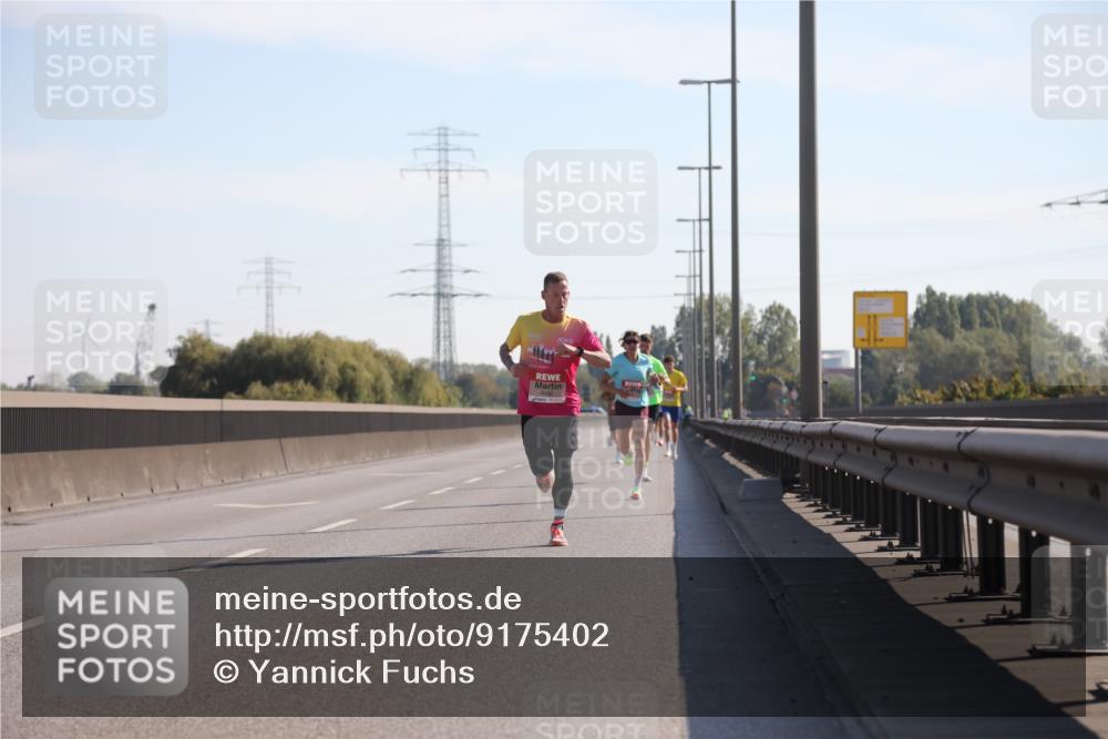 03.10.2025 - Köhlbrandbrückenlauf Yannick Fuchs http://msf.ph/oto/9175402 03.10.2025 11:11:49 Position 3  meine-sportfotos.de
