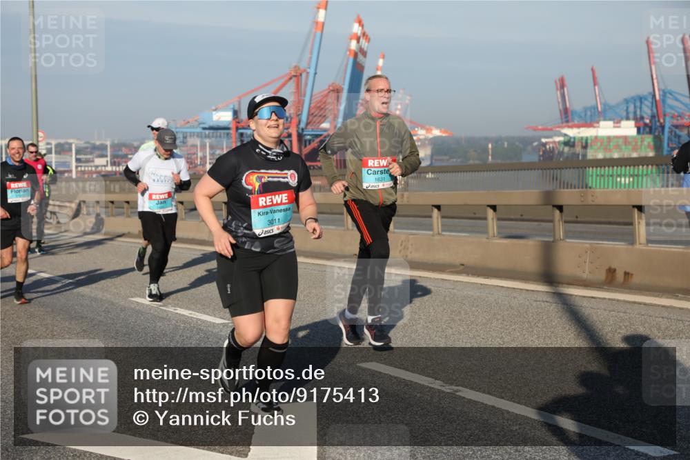 03.10.2025 - Köhlbrandbrückenlauf Yannick Fuchs http://msf.ph/oto/9175413 03.10.2025 08:45:10 Position 2 3011, 1631 meine-sportfotos.de