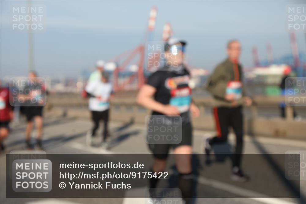 03.10.2025 - Köhlbrandbrückenlauf Yannick Fuchs http://msf.ph/oto/9175422 03.10.2025 08:45:10 Position 2  meine-sportfotos.de