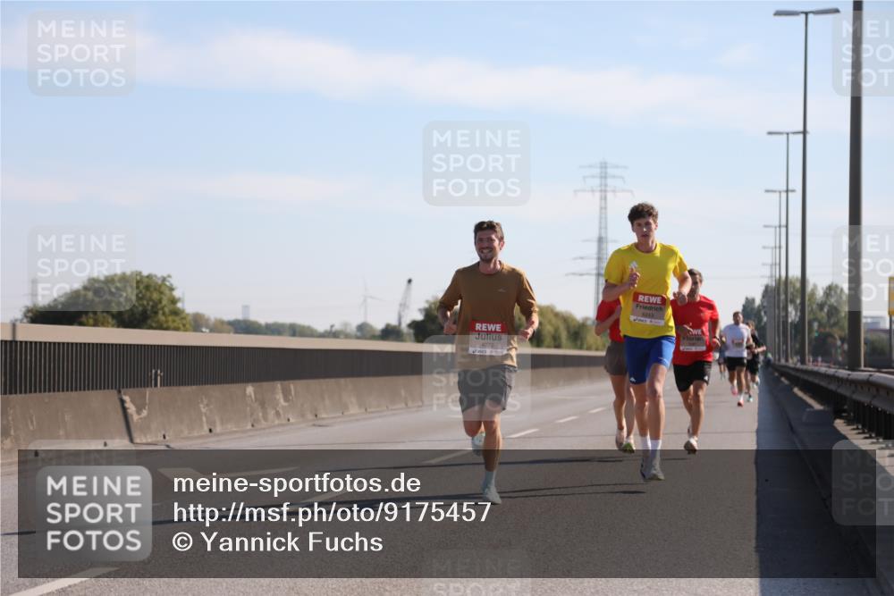 03.10.2025 - Köhlbrandbrückenlauf Yannick Fuchs http://msf.ph/oto/9175457 03.10.2025 11:12:00 Position 3 4072, 6253 meine-sportfotos.de
