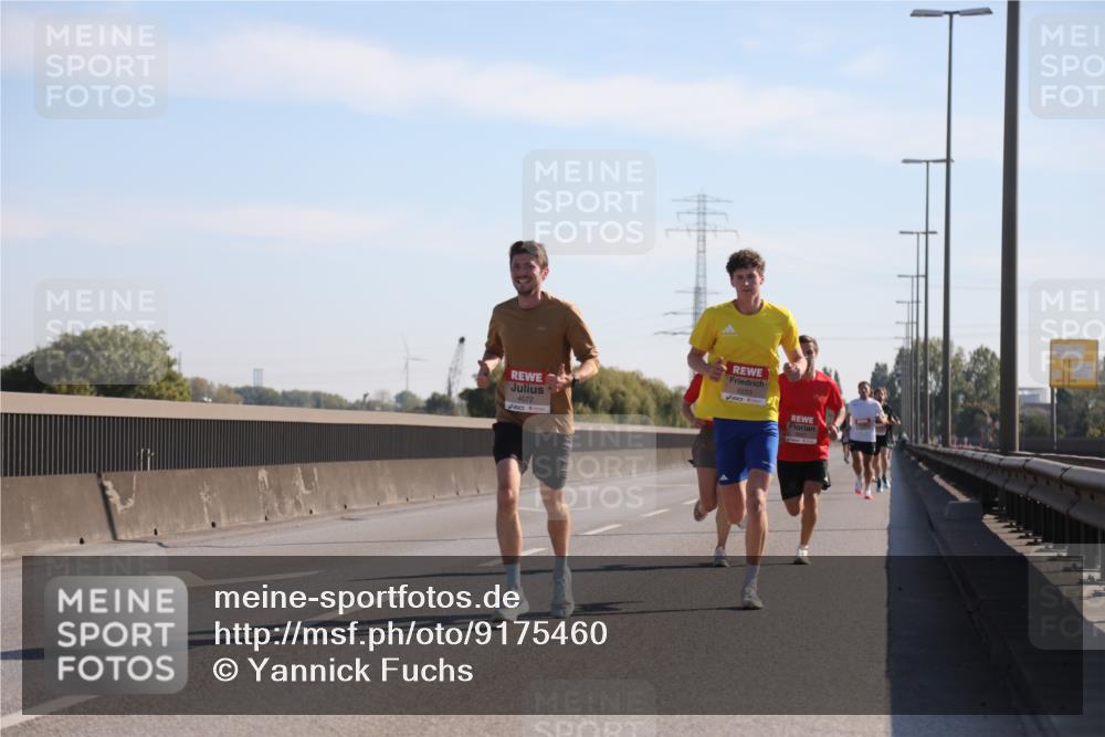 03.10.2025 - Köhlbrandbrückenlauf Yannick Fuchs http://msf.ph/oto/9175460 03.10.2025 11:12:00 Position 3 4072, 6253 meine-sportfotos.de