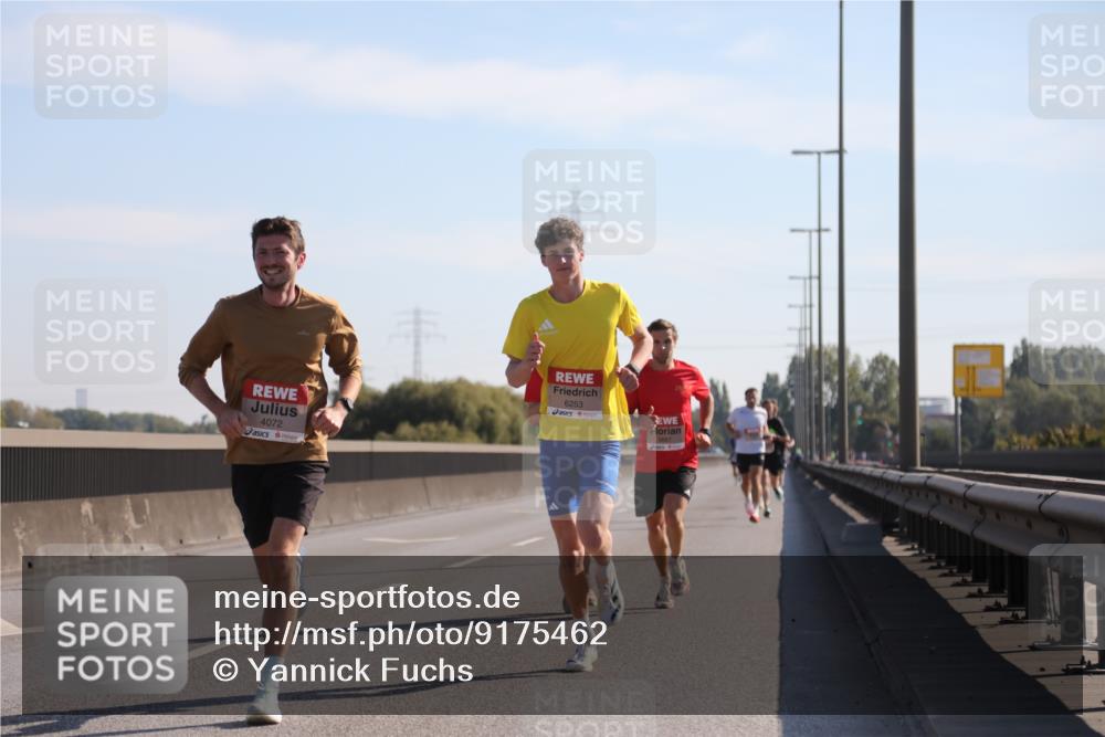 03.10.2025 - Köhlbrandbrückenlauf Yannick Fuchs http://msf.ph/oto/9175462 03.10.2025 11:12:00 Position 3 4072, 6253 meine-sportfotos.de