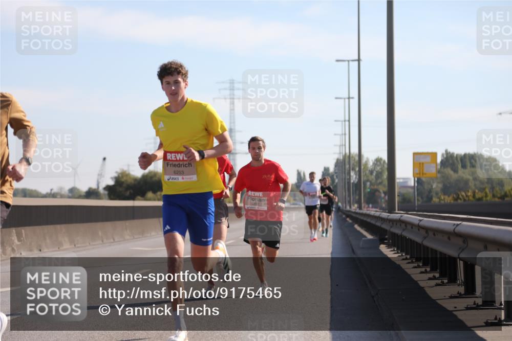 03.10.2025 - Köhlbrandbrückenlauf Yannick Fuchs http://msf.ph/oto/9175465 03.10.2025 11:12:01 Position 3 6253, 5687 meine-sportfotos.de