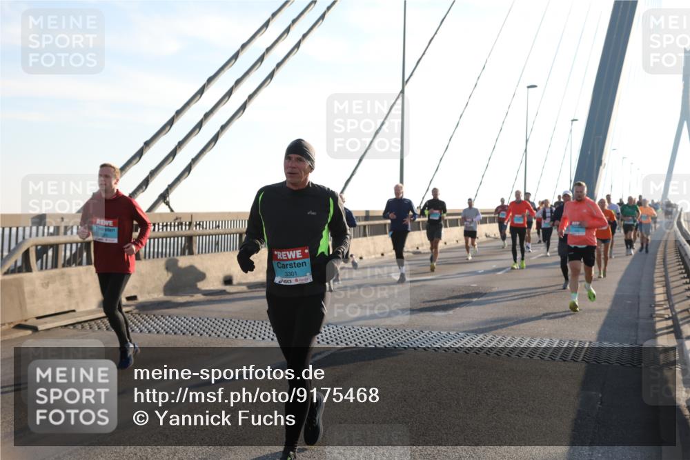 03.10.2025 - Köhlbrandbrückenlauf Yannick Fuchs http://msf.ph/oto/9175468 03.10.2025 08:24:28 Position 1 3301 meine-sportfotos.de