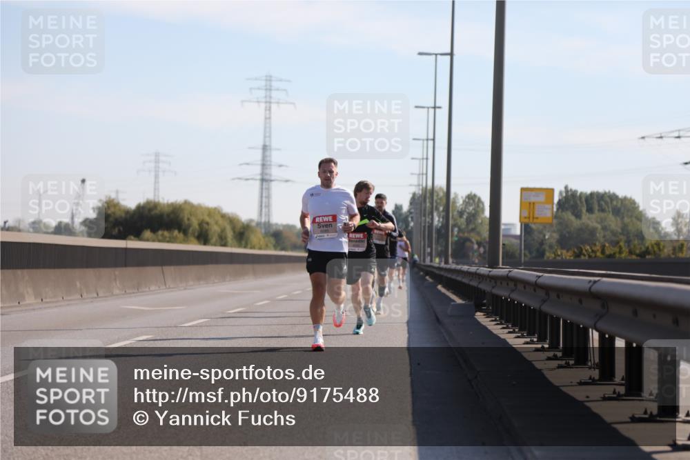 03.10.2025 - Köhlbrandbrückenlauf Yannick Fuchs http://msf.ph/oto/9175488 03.10.2025 11:12:05 Position 3  meine-sportfotos.de