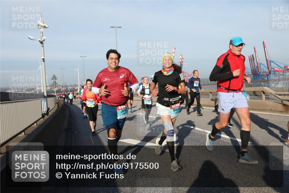 03.10.2025 - Köhlbrandbrückenlauf Yannick Fuchs http://msf.ph/oto/9175500 03.10.2025 08:45:16 Position 2  meine-sportfotos.de