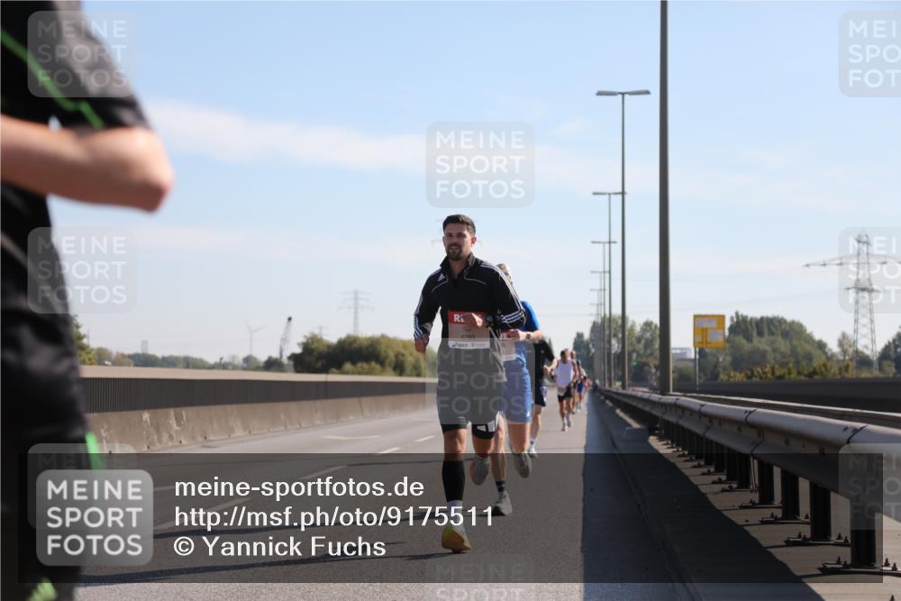 03.10.2025 - Köhlbrandbrückenlauf Yannick Fuchs http://msf.ph/oto/9175511 03.10.2025 11:12:10 Position 3 6793 meine-sportfotos.de