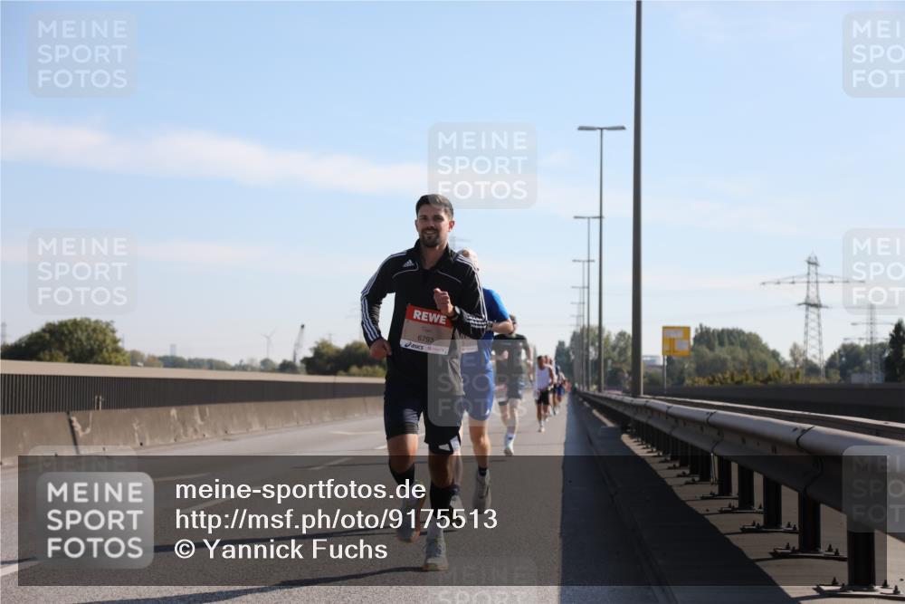 03.10.2025 - Köhlbrandbrückenlauf Yannick Fuchs http://msf.ph/oto/9175513 03.10.2025 11:12:11 Position 3 6793 meine-sportfotos.de