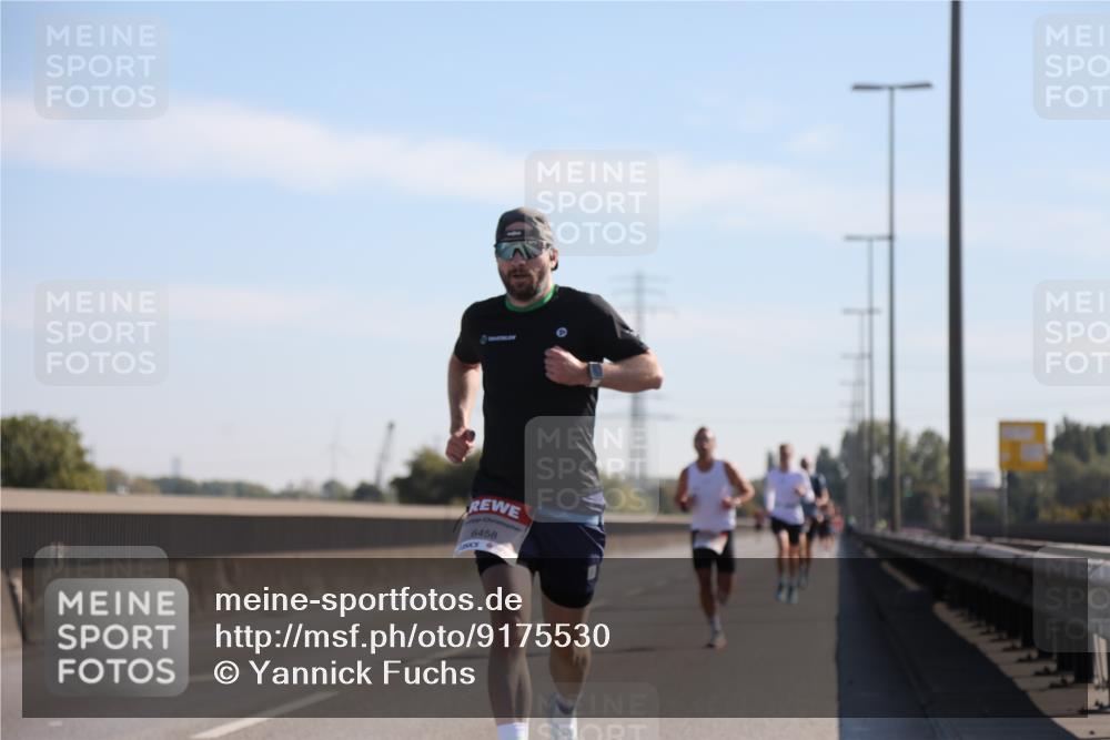 03.10.2025 - Köhlbrandbrückenlauf Yannick Fuchs http://msf.ph/oto/9175530 03.10.2025 11:12:14 Position 3 6458 meine-sportfotos.de