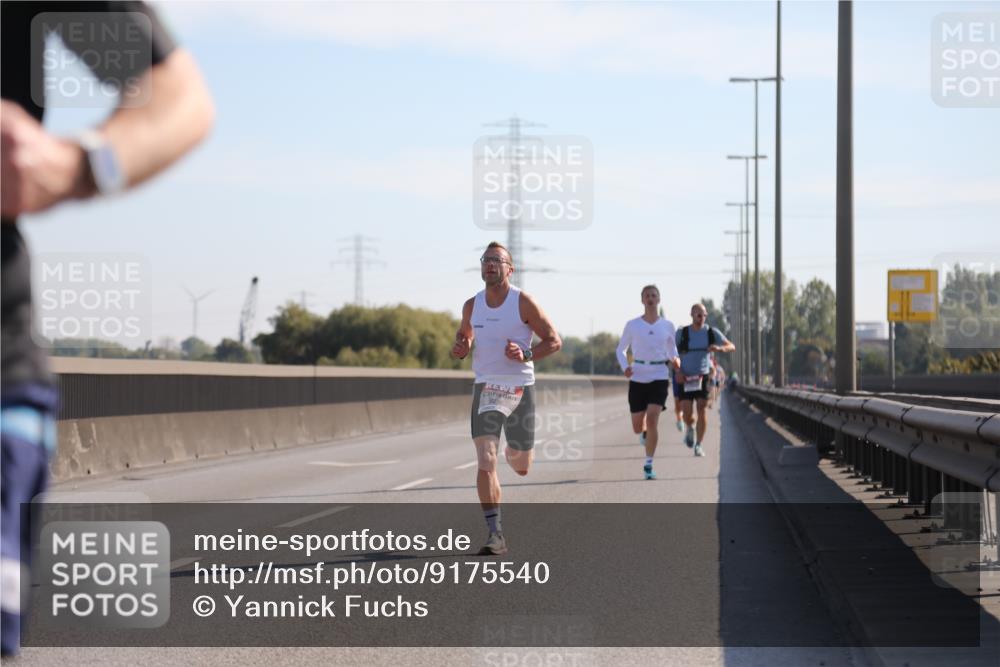 03.10.2025 - Köhlbrandbrückenlauf Yannick Fuchs http://msf.ph/oto/9175540 03.10.2025 11:12:15 Position 3 6216 meine-sportfotos.de