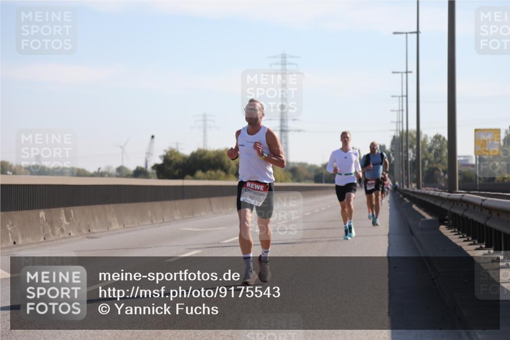 03.10.2025 - Köhlbrandbrückenlauf Yannick Fuchs http://msf.ph/oto/9175543 03.10.2025 11:12:15 Position 3 6216 meine-sportfotos.de