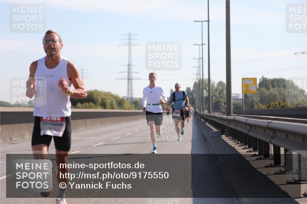 03.10.2025 - Köhlbrandbrückenlauf Yannick Fuchs http://msf.ph/oto/9175550 03.10.2025 11:12:17 Position 3 6216 meine-sportfotos.de