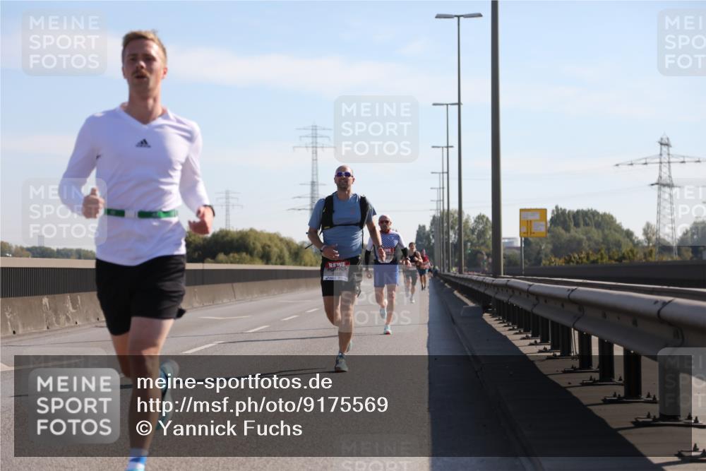 03.10.2025 - Köhlbrandbrückenlauf Yannick Fuchs http://msf.ph/oto/9175569 03.10.2025 11:12:20 Position 3  meine-sportfotos.de