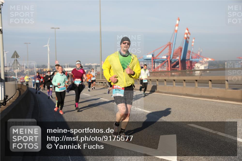 03.10.2025 - Köhlbrandbrückenlauf Yannick Fuchs http://msf.ph/oto/9175577 03.10.2025 08:45:23 Position 2 1662 meine-sportfotos.de