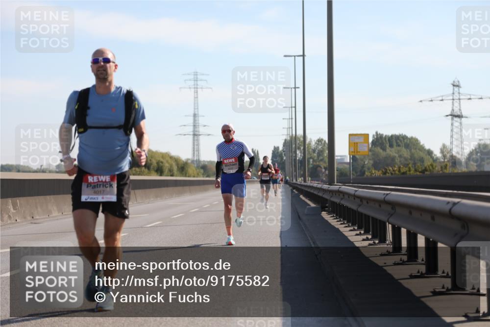 03.10.2025 - Köhlbrandbrückenlauf Yannick Fuchs http://msf.ph/oto/9175582 03.10.2025 11:12:21 Position 3 4017 meine-sportfotos.de