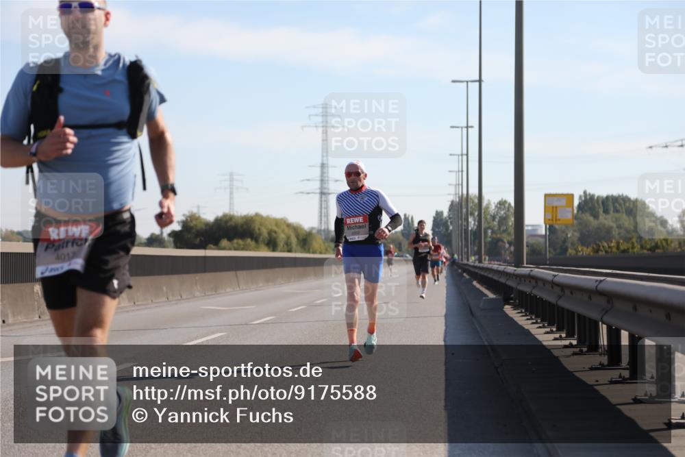 03.10.2025 - Köhlbrandbrückenlauf Yannick Fuchs http://msf.ph/oto/9175588 03.10.2025 11:12:22 Position 3 4012 meine-sportfotos.de