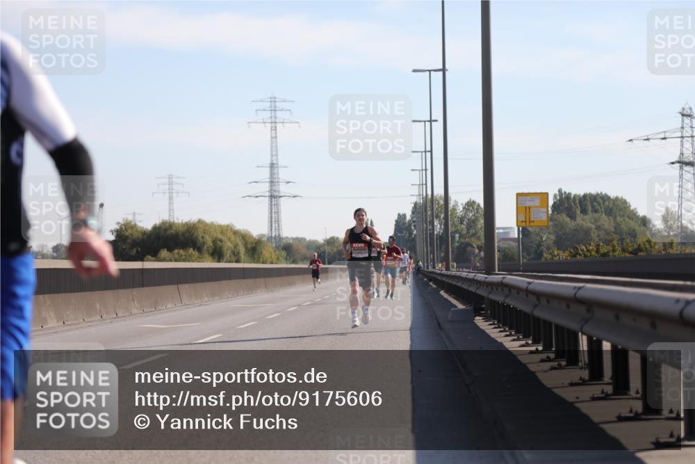 03.10.2025 - Köhlbrandbrückenlauf Yannick Fuchs http://msf.ph/oto/9175606 03.10.2025 11:12:24 Position 3  meine-sportfotos.de