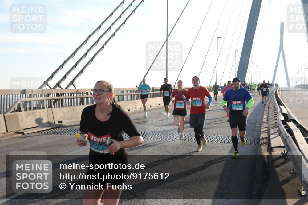 03.10.2025 - Köhlbrandbrückenlauf Yannick Fuchs http://msf.ph/oto/9175612 03.10.2025 08:24:41 Position 1 3316 meine-sportfotos.de