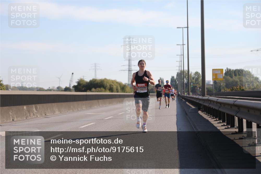 03.10.2025 - Köhlbrandbrückenlauf Yannick Fuchs http://msf.ph/oto/9175615 03.10.2025 11:12:27 Position 3 4092 meine-sportfotos.de