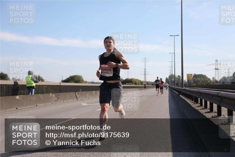 03.10.2025 - Köhlbrandbrückenlauf Yannick Fuchs http://msf.ph/oto/9175639 03.10.2025 11:12:29 Position 3 4092 meine-sportfotos.de