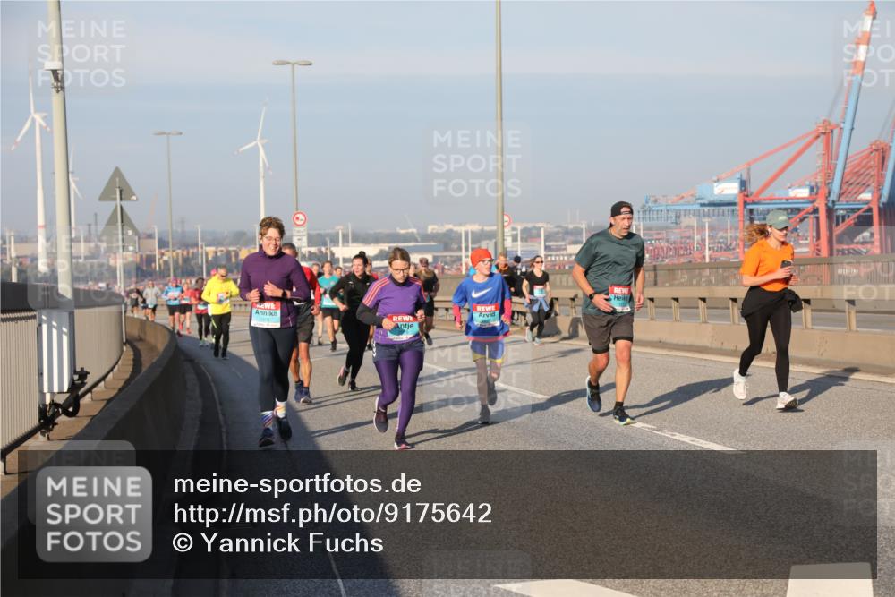 03.10.2025 - Köhlbrandbrückenlauf Yannick Fuchs http://msf.ph/oto/9175642 03.10.2025 08:45:30 Position 2  meine-sportfotos.de