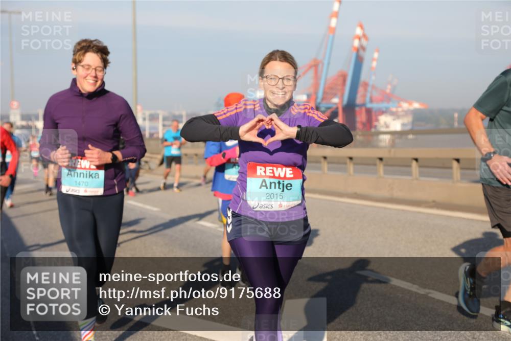 03.10.2025 - Köhlbrandbrückenlauf Yannick Fuchs http://msf.ph/oto/9175688 03.10.2025 08:45:33 Position 2 1470, 2015 meine-sportfotos.de