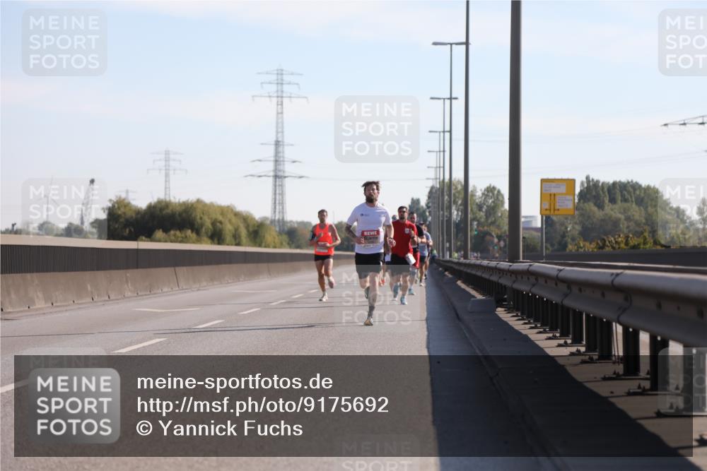 03.10.2025 - Köhlbrandbrückenlauf Yannick Fuchs http://msf.ph/oto/9175692 03.10.2025 11:12:41 Position 3  meine-sportfotos.de