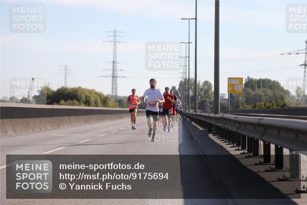 03.10.2025 - Köhlbrandbrückenlauf Yannick Fuchs http://msf.ph/oto/9175694 03.10.2025 11:12:41 Position 3  meine-sportfotos.de