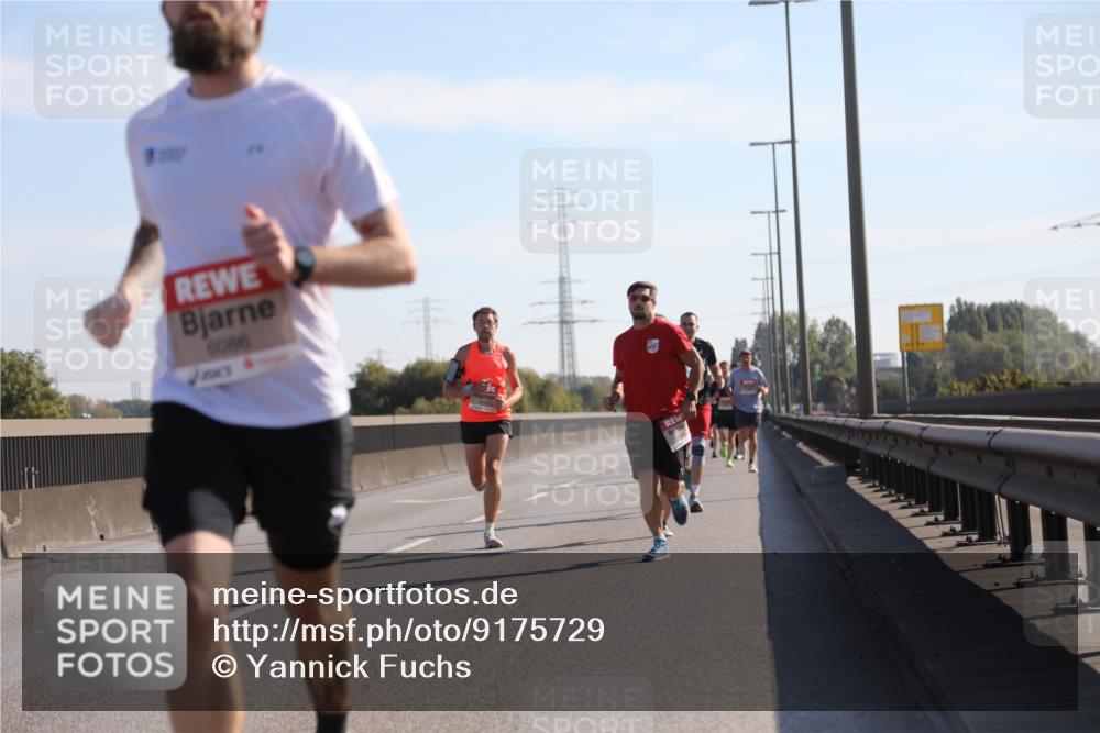 03.10.2025 - Köhlbrandbrückenlauf Yannick Fuchs http://msf.ph/oto/9175729 03.10.2025 11:12:46 Position 3 6086 meine-sportfotos.de