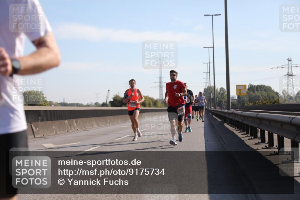 03.10.2025 - Köhlbrandbrückenlauf Yannick Fuchs http://msf.ph/oto/9175734 03.10.2025 11:12:46 Position 3  meine-sportfotos.de