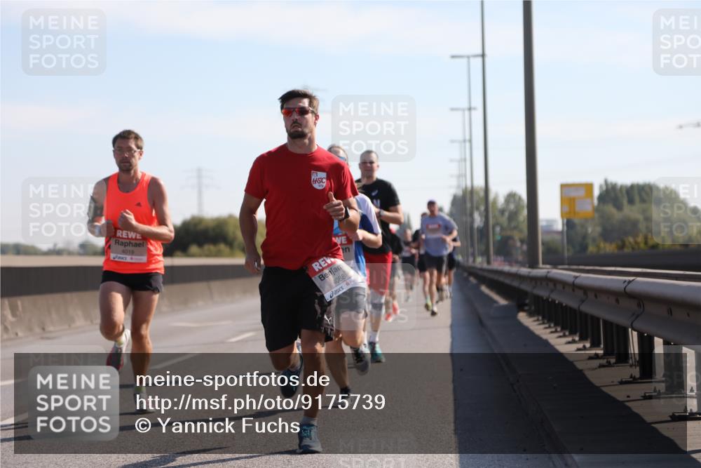03.10.2025 - Köhlbrandbrückenlauf Yannick Fuchs http://msf.ph/oto/9175739 03.10.2025 11:12:47 Position 3 4019, 4088 meine-sportfotos.de