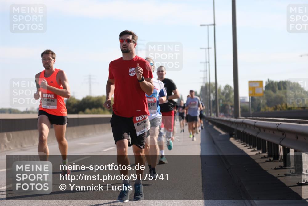 03.10.2025 - Köhlbrandbrückenlauf Yannick Fuchs http://msf.ph/oto/9175741 03.10.2025 11:12:47 Position 3 4019, 4088, 22 meine-sportfotos.de