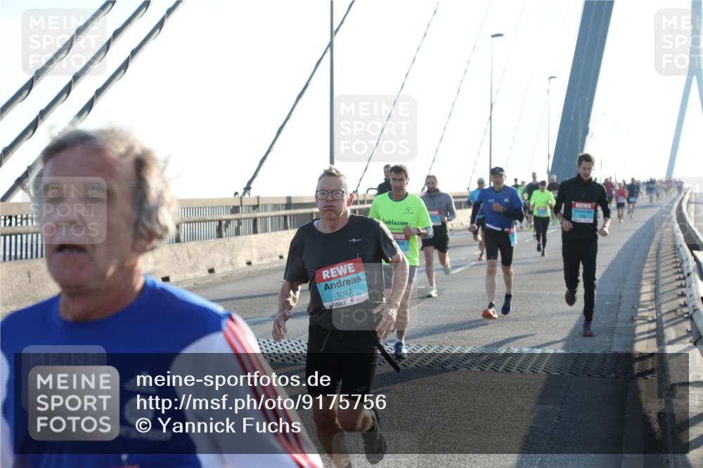 03.10.2025 - Köhlbrandbrückenlauf Yannick Fuchs http://msf.ph/oto/9175756 03.10.2025 08:24:52 Position 1 1077 meine-sportfotos.de
