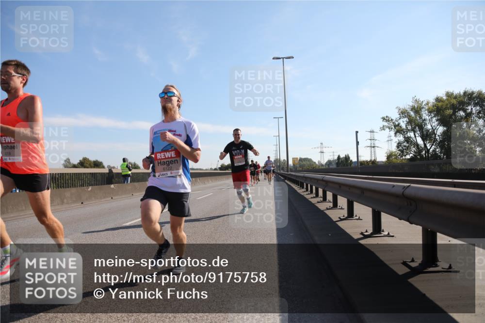03.10.2025 - Köhlbrandbrückenlauf Yannick Fuchs http://msf.ph/oto/9175758 03.10.2025 11:12:50 Position 3 4019, 6122 meine-sportfotos.de