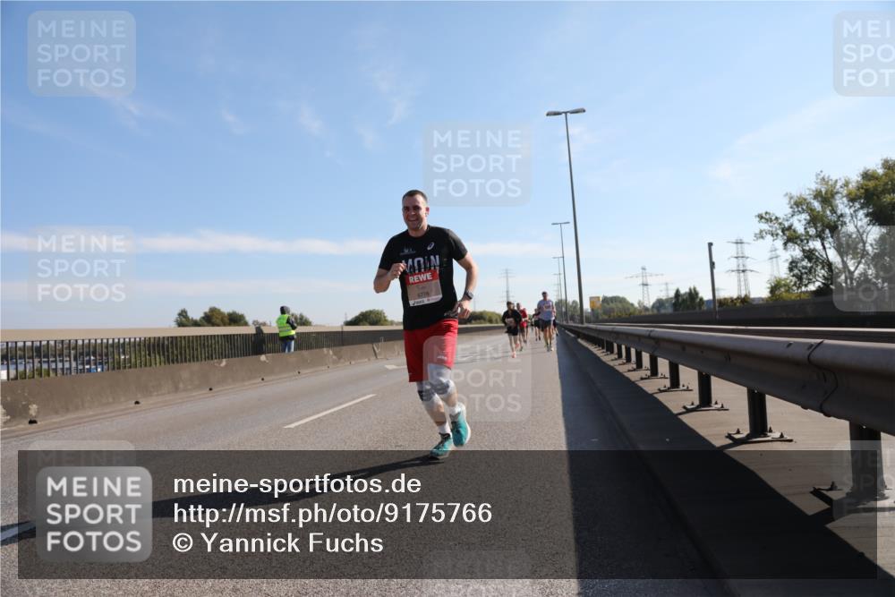 03.10.2025 - Köhlbrandbrückenlauf Yannick Fuchs http://msf.ph/oto/9175766 03.10.2025 11:12:50 Position 3  meine-sportfotos.de