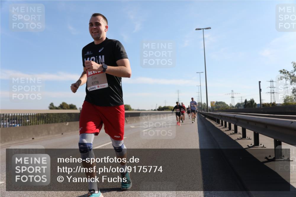 03.10.2025 - Köhlbrandbrückenlauf Yannick Fuchs http://msf.ph/oto/9175774 03.10.2025 11:12:51 Position 3 6778 meine-sportfotos.de