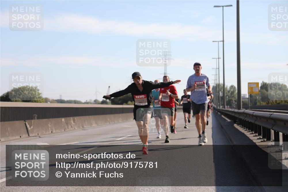 03.10.2025 - Köhlbrandbrückenlauf Yannick Fuchs http://msf.ph/oto/9175781 03.10.2025 11:12:52 Position 3 6804 meine-sportfotos.de
