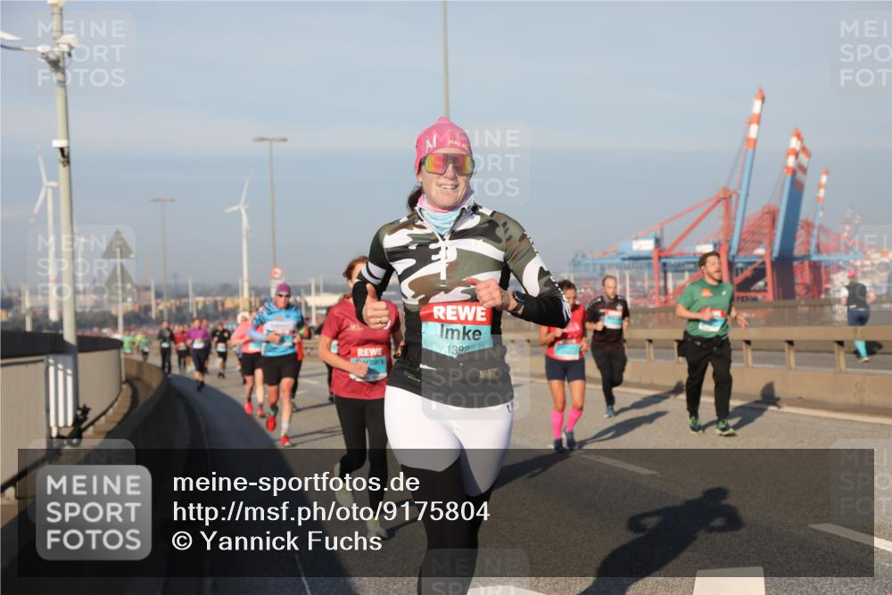 03.10.2025 - Köhlbrandbrückenlauf Yannick Fuchs http://msf.ph/oto/9175804 03.10.2025 08:45:42 Position 2 1392 meine-sportfotos.de