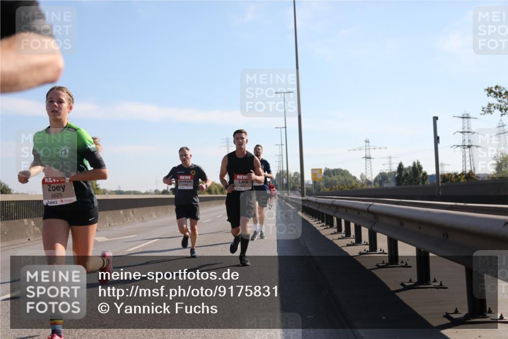 03.10.2025 - Köhlbrandbrückenlauf Yannick Fuchs http://msf.ph/oto/9175831 03.10.2025 11:12:56 Position 3 6625 meine-sportfotos.de