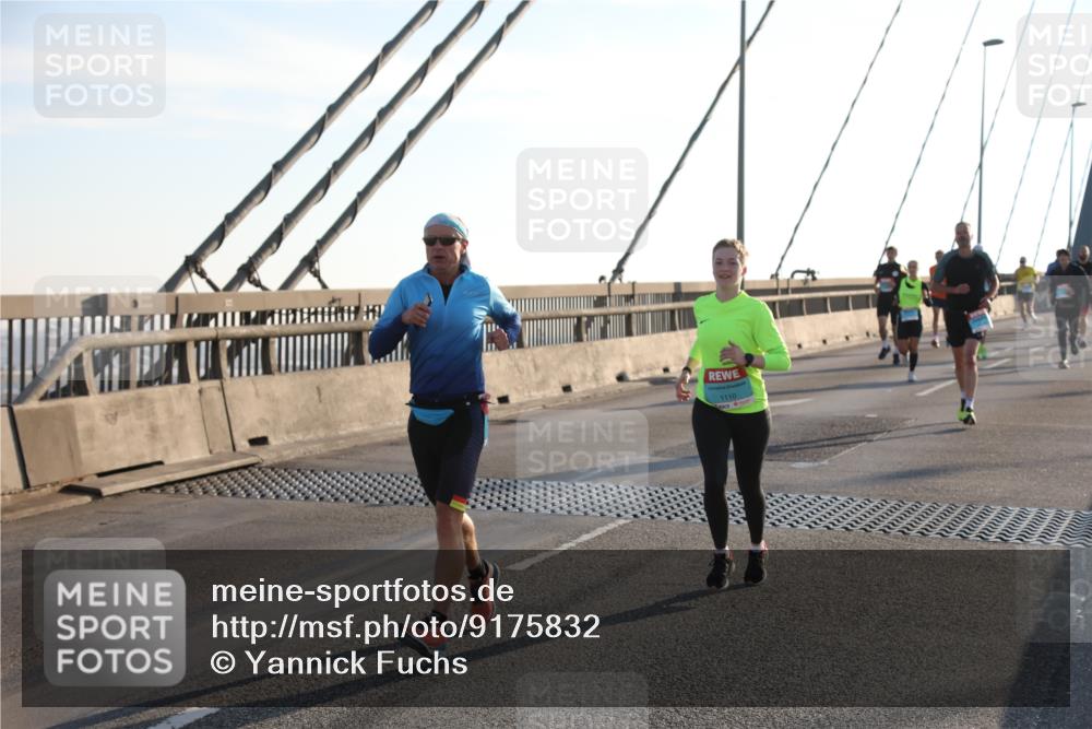 03.10.2025 - Köhlbrandbrückenlauf Yannick Fuchs http://msf.ph/oto/9175832 03.10.2025 08:24:57 Position 1 1110 meine-sportfotos.de