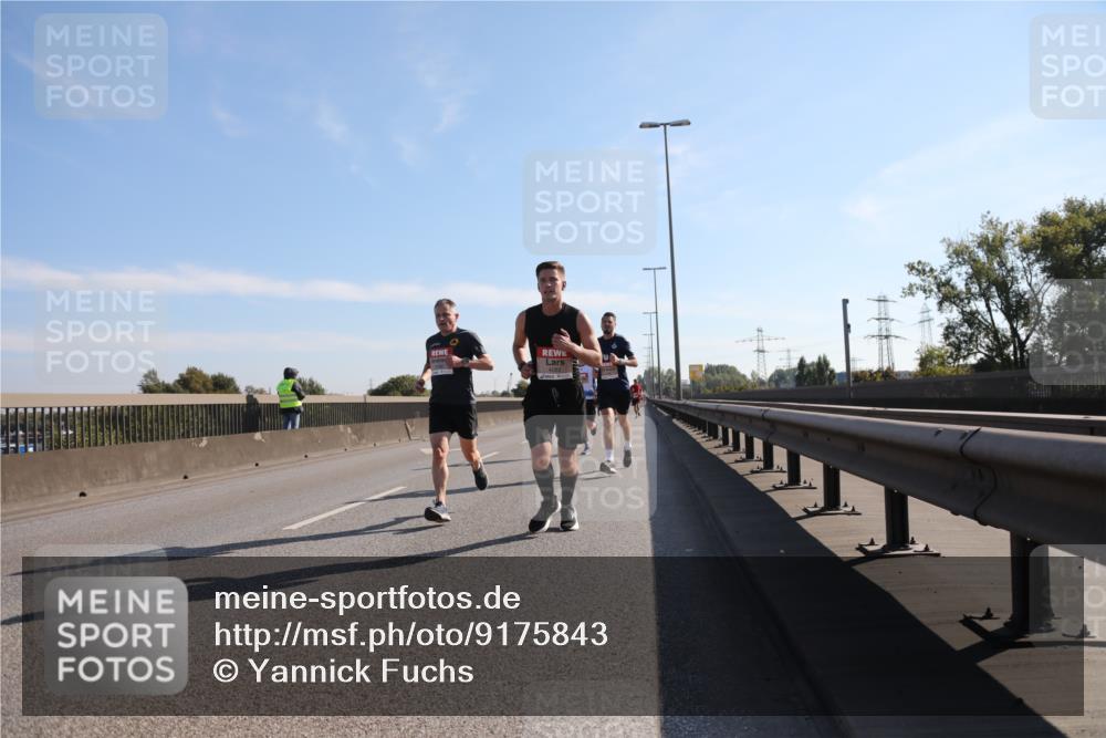03.10.2025 - Köhlbrandbrückenlauf Yannick Fuchs http://msf.ph/oto/9175843 03.10.2025 11:12:57 Position 3  meine-sportfotos.de