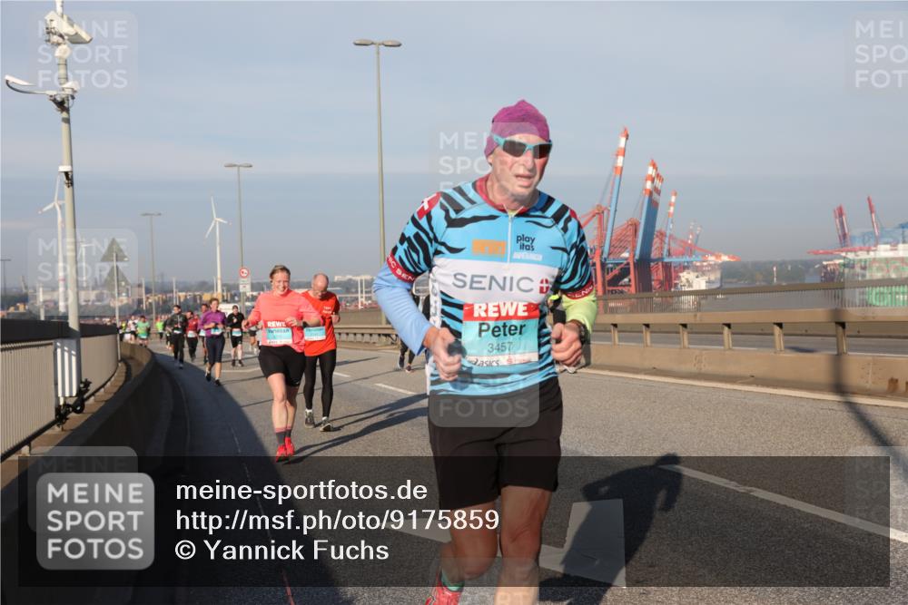 03.10.2025 - Köhlbrandbrückenlauf Yannick Fuchs http://msf.ph/oto/9175859 03.10.2025 08:45:47 Position 2 3457 meine-sportfotos.de