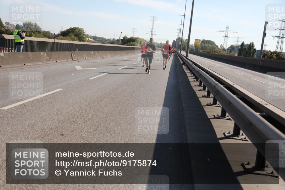 03.10.2025 - Köhlbrandbrückenlauf Yannick Fuchs http://msf.ph/oto/9175874 03.10.2025 11:13:01 Position 3  meine-sportfotos.de