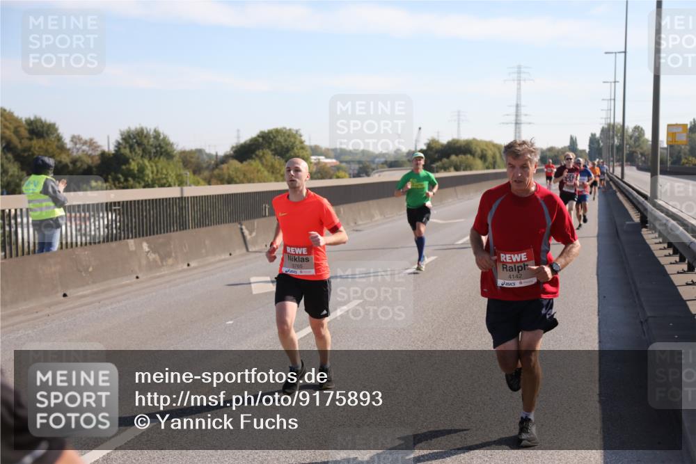 03.10.2025 - Köhlbrandbrückenlauf Yannick Fuchs http://msf.ph/oto/9175893 03.10.2025 11:13:04 Position 3 5765, 4142 meine-sportfotos.de