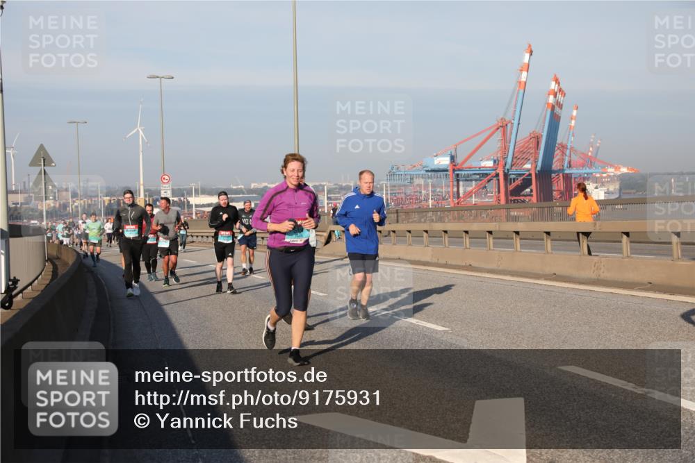 03.10.2025 - Köhlbrandbrückenlauf Yannick Fuchs http://msf.ph/oto/9175931 03.10.2025 08:45:53 Position 2  meine-sportfotos.de