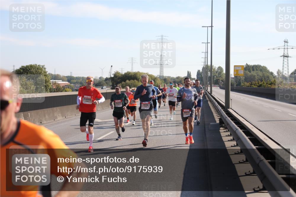 03.10.2025 - Köhlbrandbrückenlauf Yannick Fuchs http://msf.ph/oto/9175939 03.10.2025 11:13:14 Position 3  meine-sportfotos.de