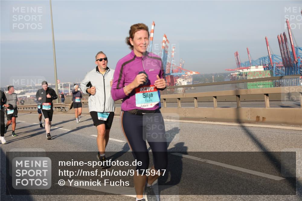 03.10.2025 - Köhlbrandbrückenlauf Yannick Fuchs http://msf.ph/oto/9175947 03.10.2025 08:45:55 Position 2 3392, 1444 meine-sportfotos.de