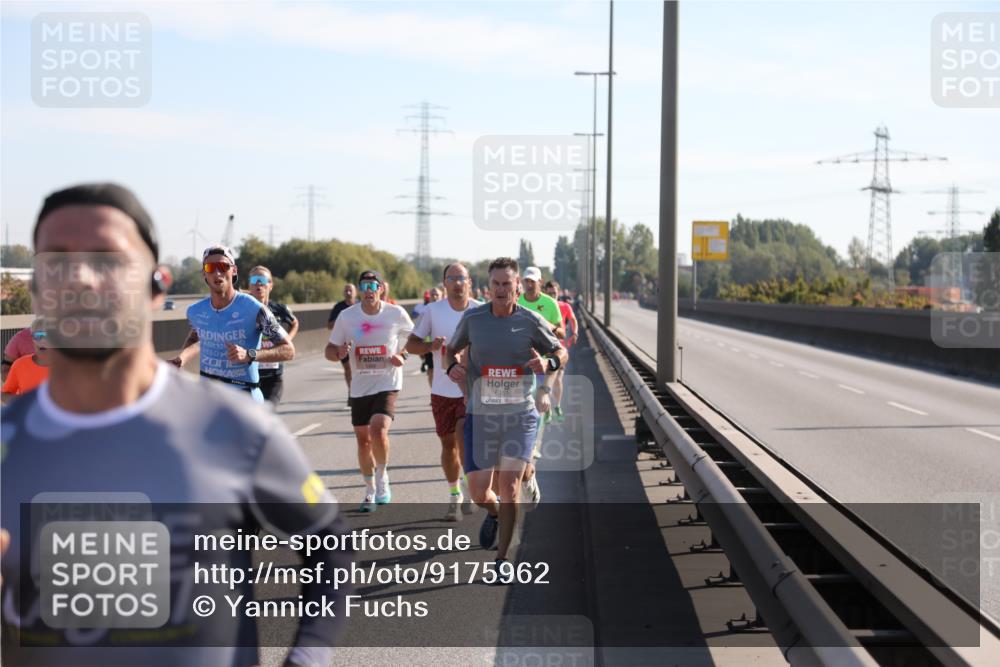 03.10.2025 - Köhlbrandbrückenlauf Yannick Fuchs http://msf.ph/oto/9175962 03.10.2025 11:13:17 Position 3 6151 meine-sportfotos.de
