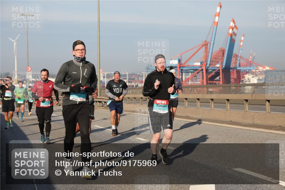 03.10.2025 - Köhlbrandbrückenlauf Yannick Fuchs http://msf.ph/oto/9175969 03.10.2025 08:45:57 Position 2 1871, 3515 meine-sportfotos.de